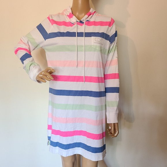 Vineyard Vines Other - *PRICE DROP***VINEYARD VINES logo tunic hoodie coverup M